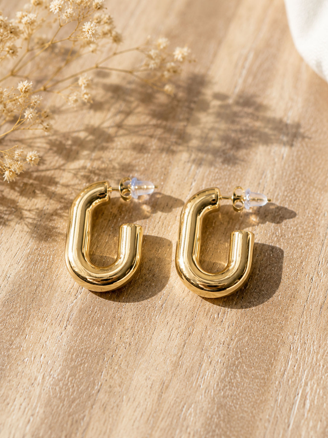 Gold Chunky Oval Hoop Earrings